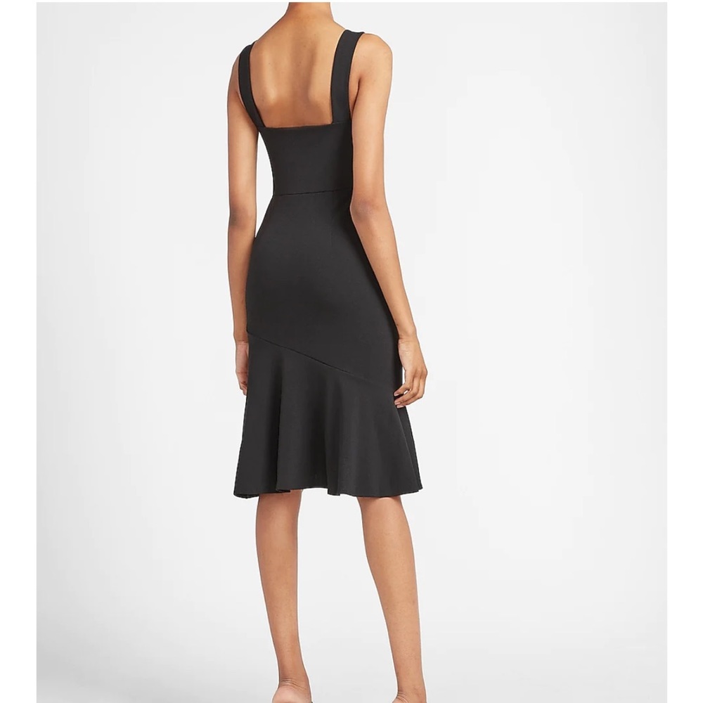 Express Black Square Neck Ruffle Hem Midi Dress Size Large - Picture 2 of 9